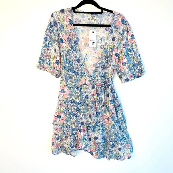 Billabong BNWT Field Day Women's Wrap Dress Medium - Picture 2 of 10